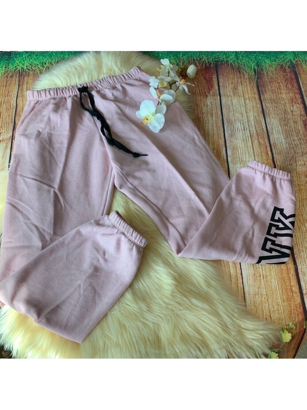 Pink By Victoria’s Secret Sweat Pants